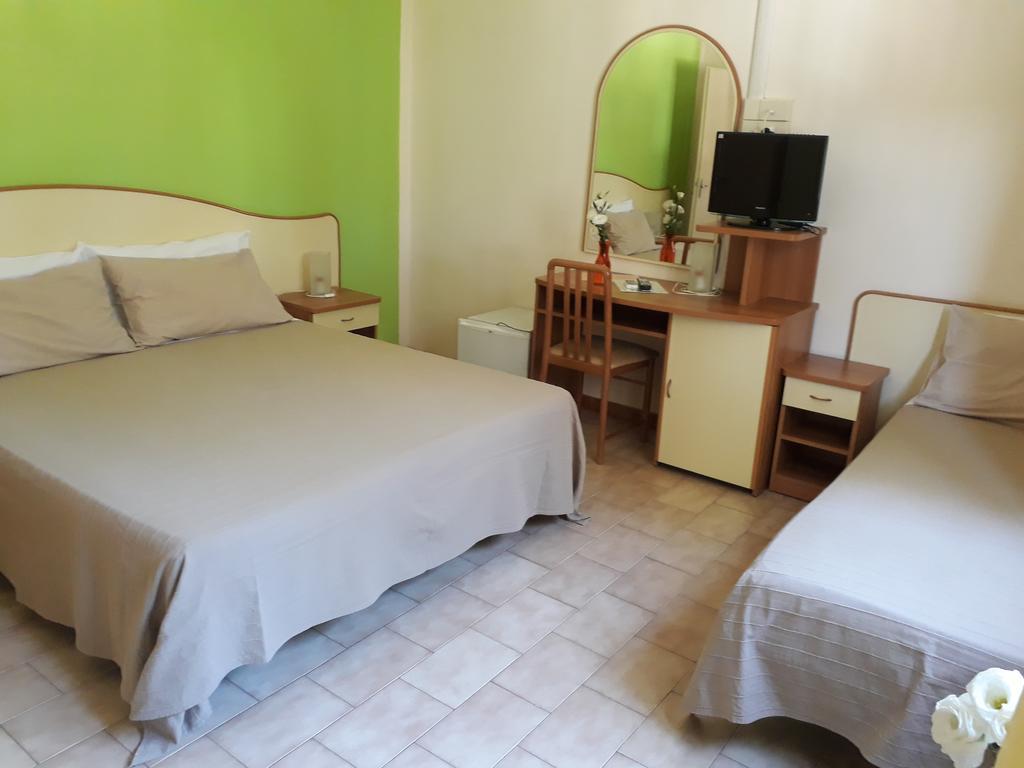 Hotel Helvetia Milano Marittima Exterior foto