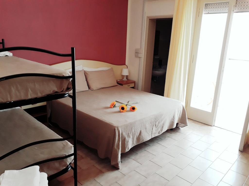 Hotel Helvetia Milano Marittima Exterior foto