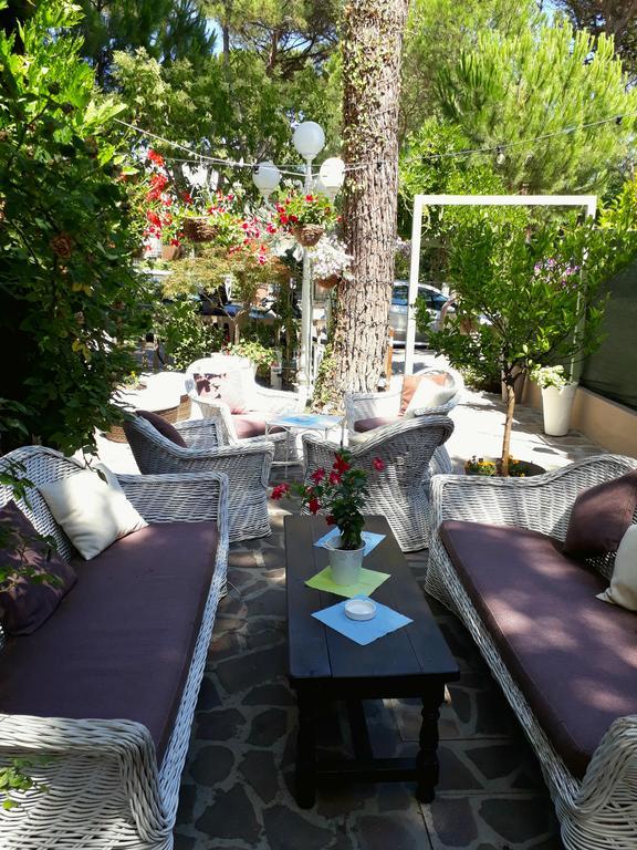 Hotel Helvetia Milano Marittima Exterior foto